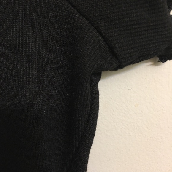 Cute black tee with 🍒 appliqué - Picture 3 of 8